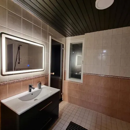 Willa Lomakoti Kallela *
